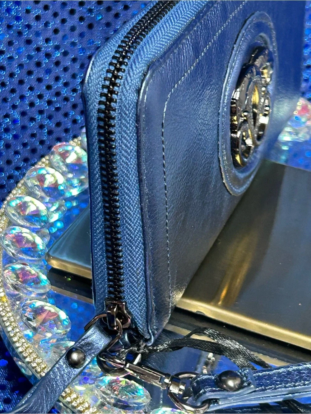 Sharif Legacy Pearlized Leather Wallet in Metallic Blue Approx.. 7 x 5